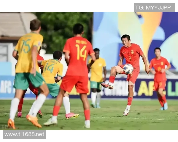 20多岁足球明星的崛起与挑战：他们如何在绿茵场上书写传奇人生