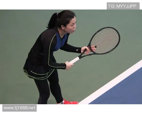 南京网球队的节奏革新探索与实践助力竞技水平提升的全新路径 南京网球队的节奏革新探索与实践助力竞技水平提升的全新路径